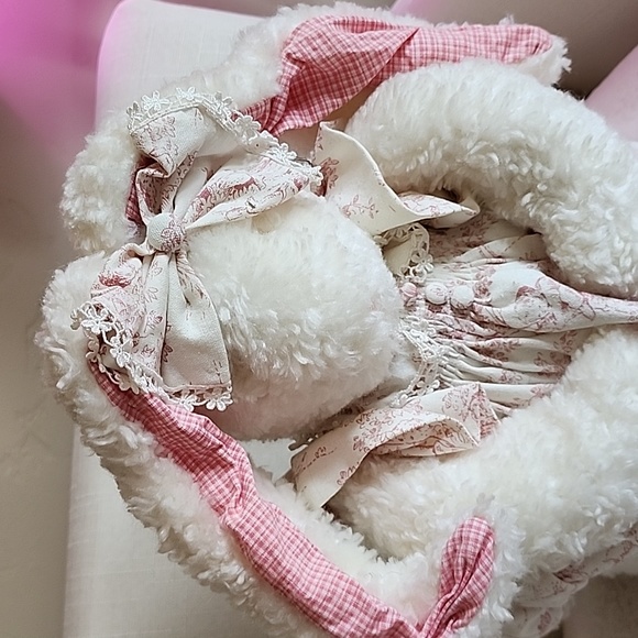 Standing Bunny w/Pearl Eyes, Ivory/Pink Dress - Picture 2 of 8